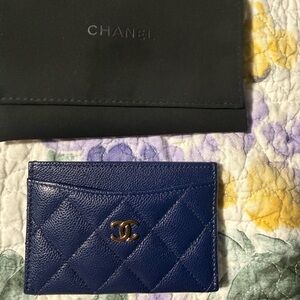 CHANEL Blue Quilted Caviar Leather Card Holder with Gold CC Emblem